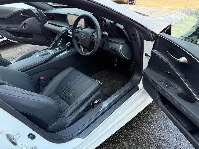 Lexus Lc500 2025 photo 2