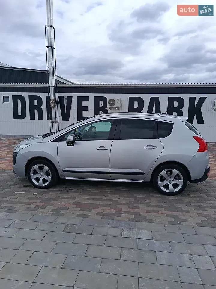 Peugeot 3008 2010 photo 2