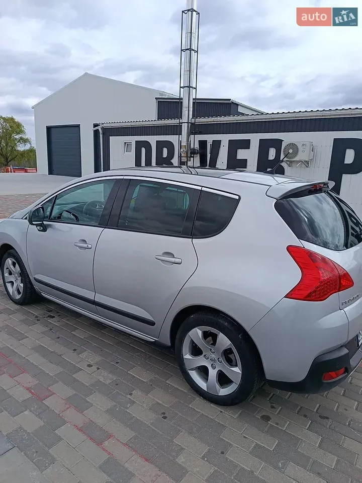 Peugeot 3008 2010 photo 5