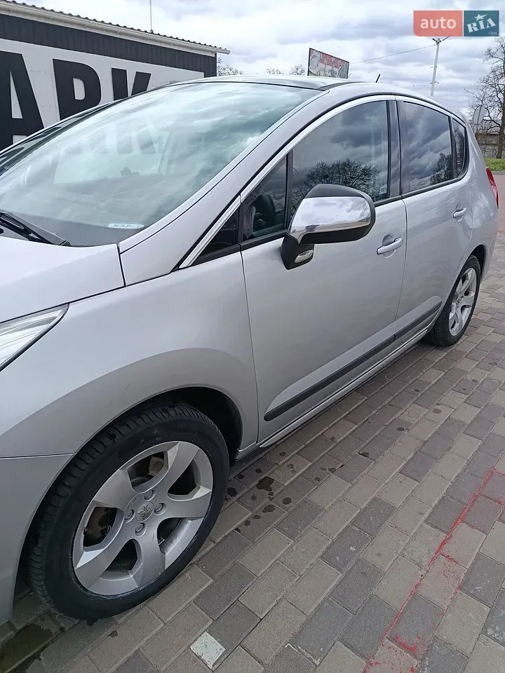 Peugeot 3008 2010 photo 3
