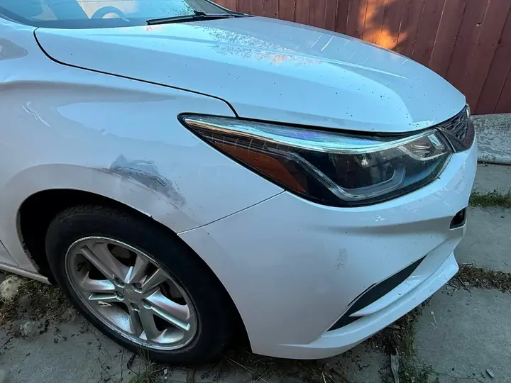 Chevrolet Cruze 2016 photo 2