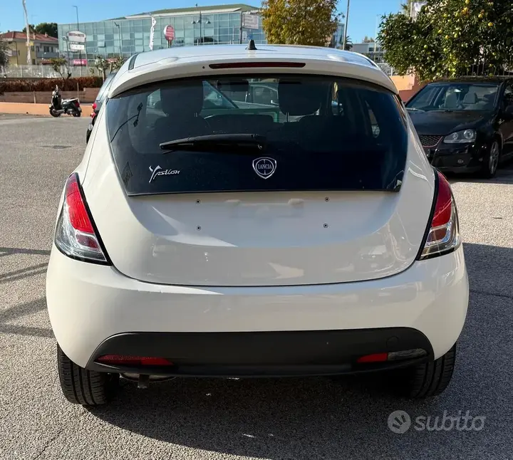 Lancia Ypsilon 2019 photo 4