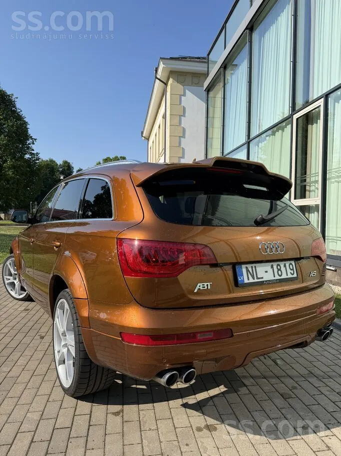Audi Q7 2011 photo 3