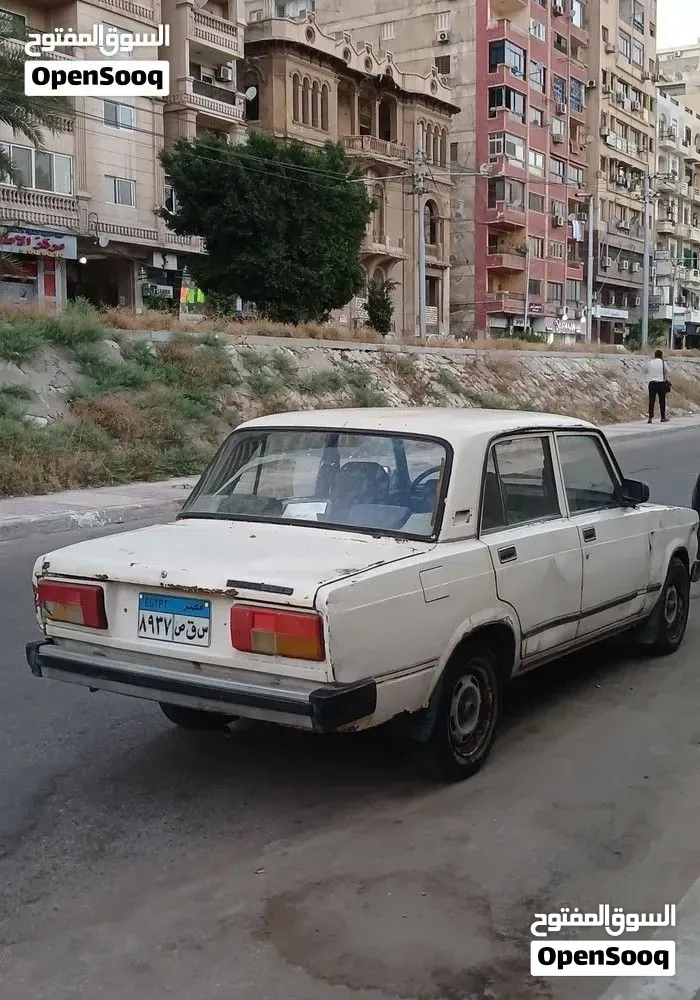 Lada 2105 1995 photo 3
