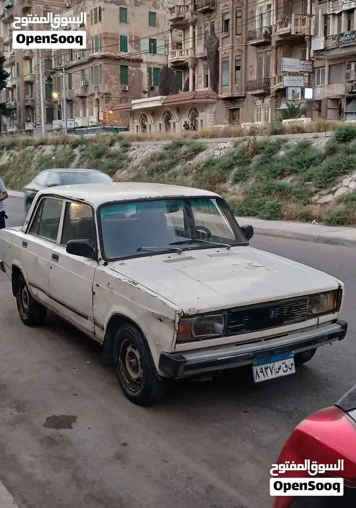 Lada 2105 1995 photo 4