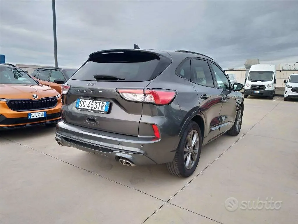 Ford Kuga 2022 photo 4