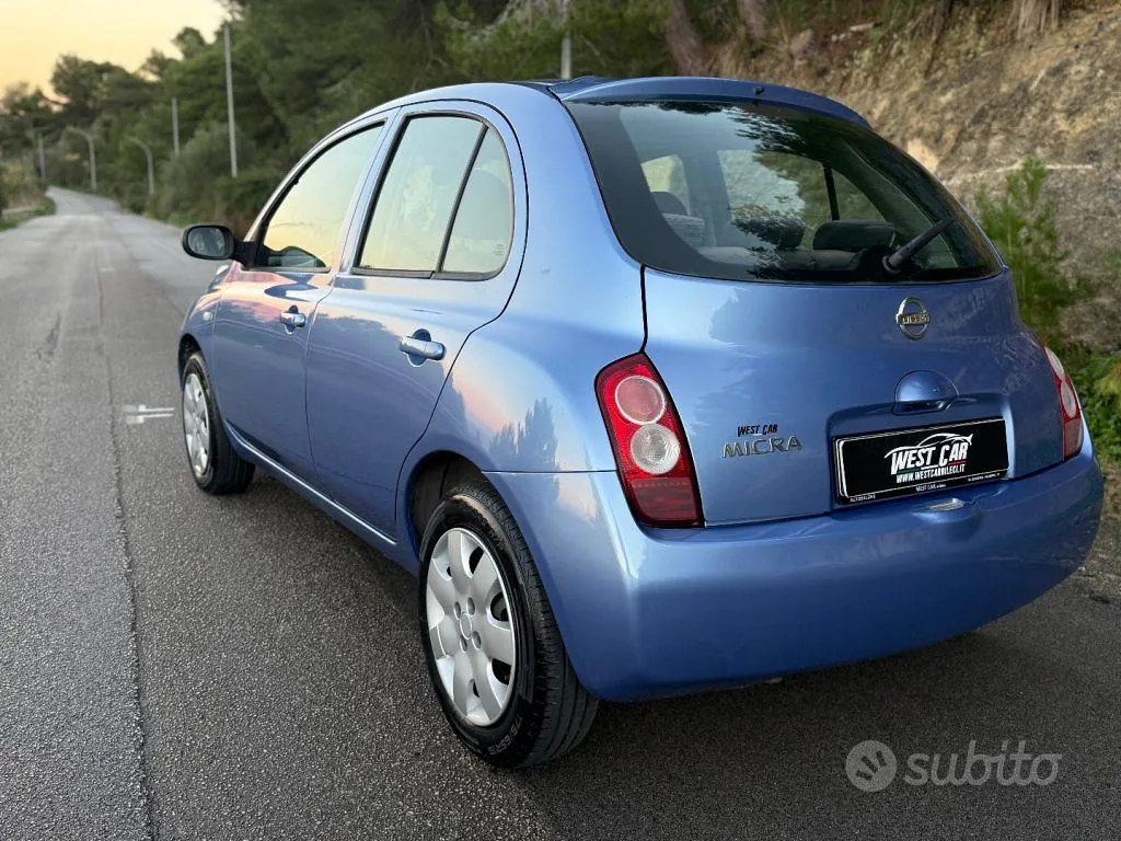 Nissan Micra 2005 photo 4