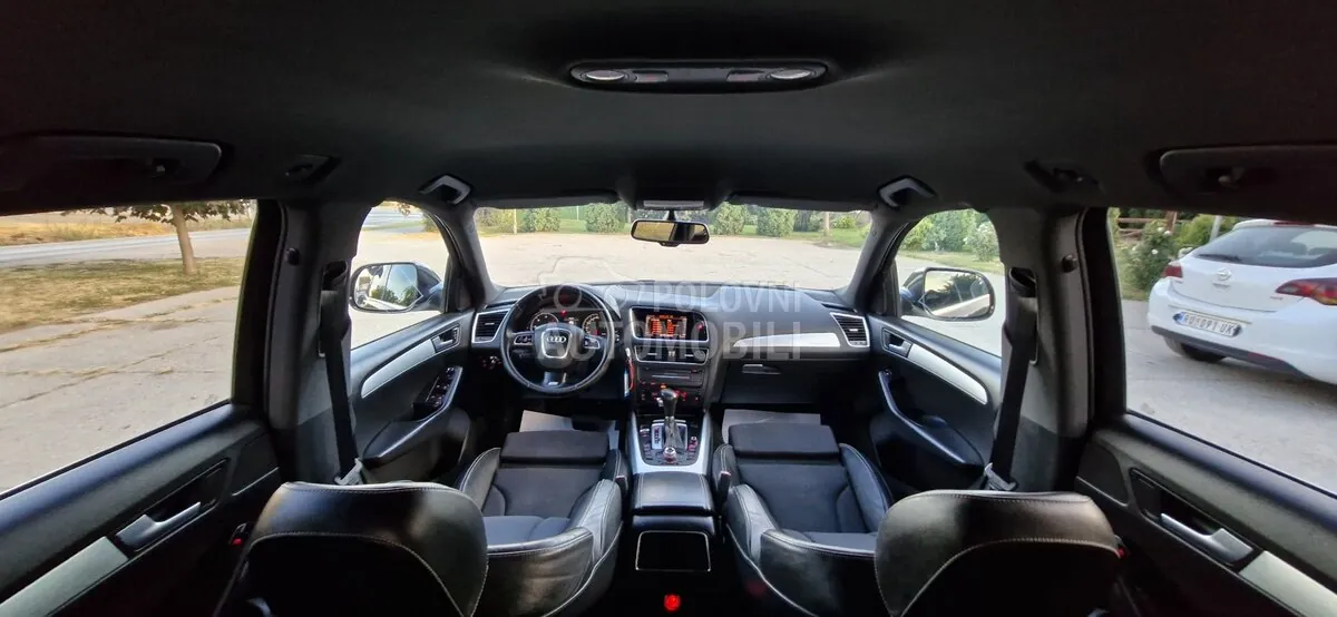 Audi Q5 2012 photo 2