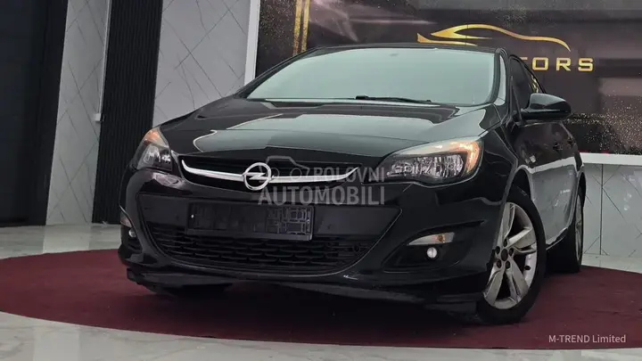 Opel Astra J 2014 photo 2
