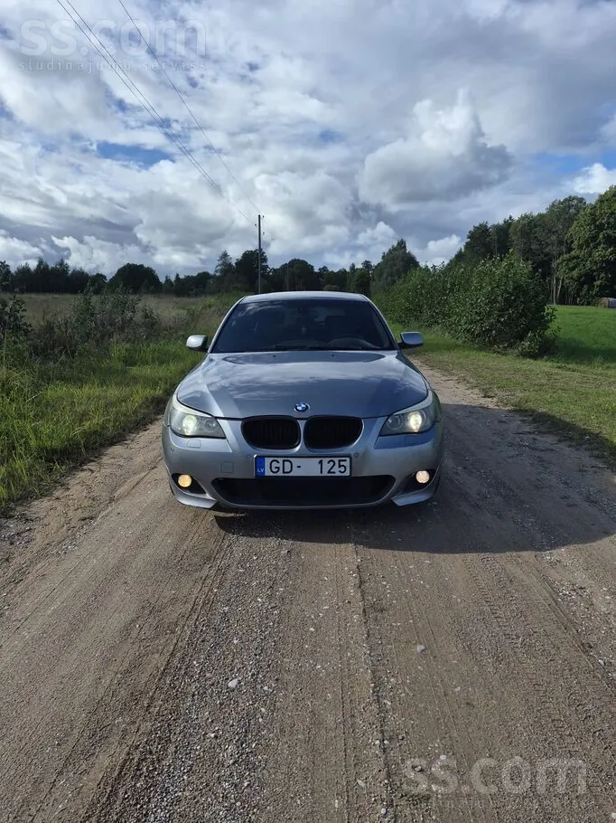 BMW 525 2005 photo 2