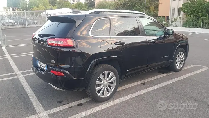 Jeep Cherokee 2018 photo 2