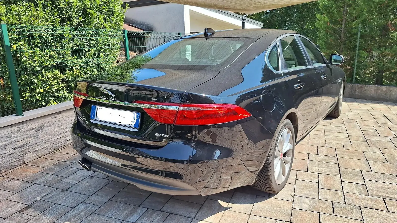 Jaguar Xf 2017 photo 4