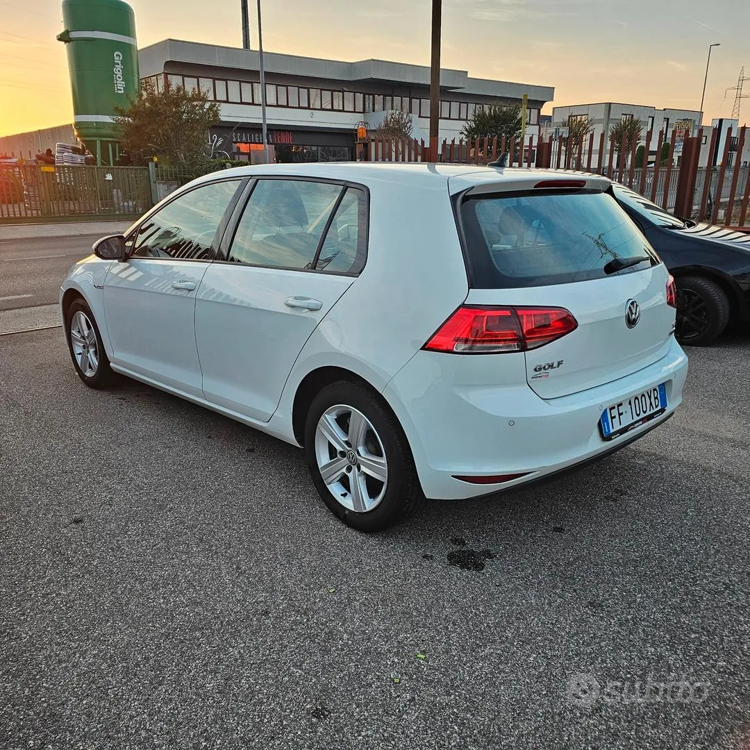 Volkswagen Golf 2016 photo 2