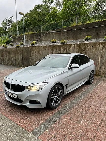 BMW 320D 2015 photo 2