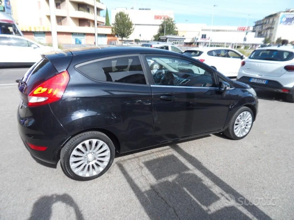 Ford Fiesta 2009 photo 3