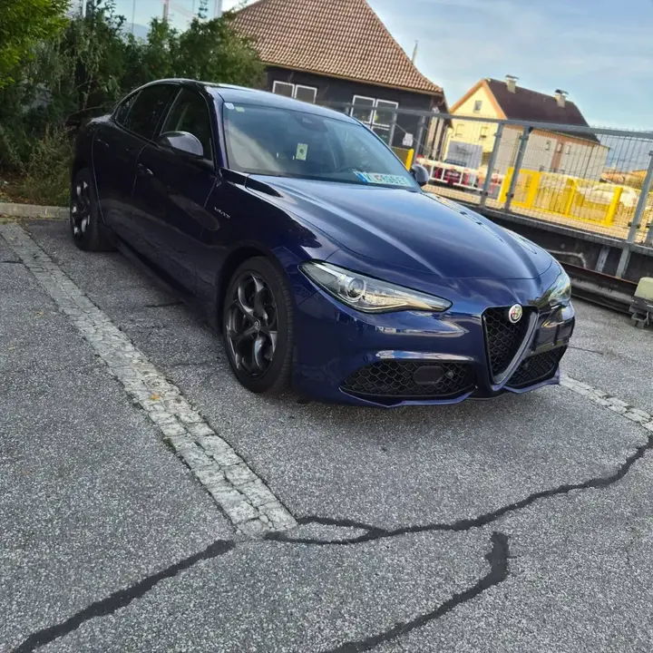Alfa Romeo Giulia 2016 photo 2