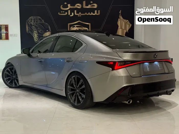 Lexus Is 2021 photo 3