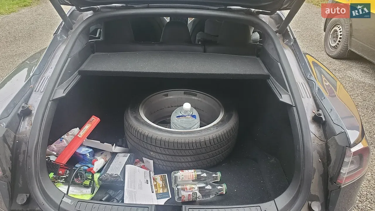 Tesla Model S 2019 photo 4