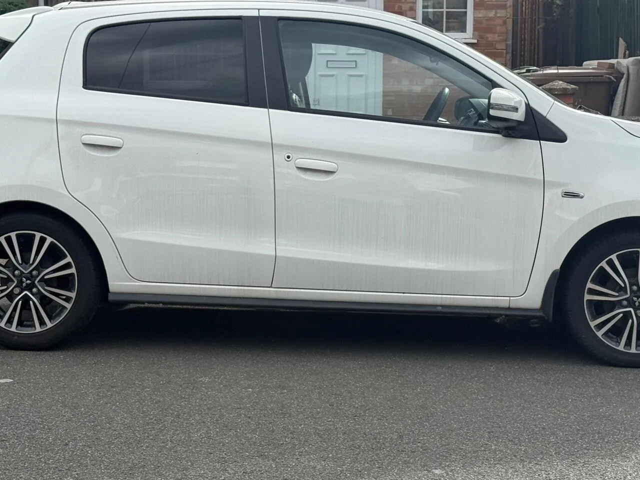 Mitsubishi Mirage 2018 photo 4