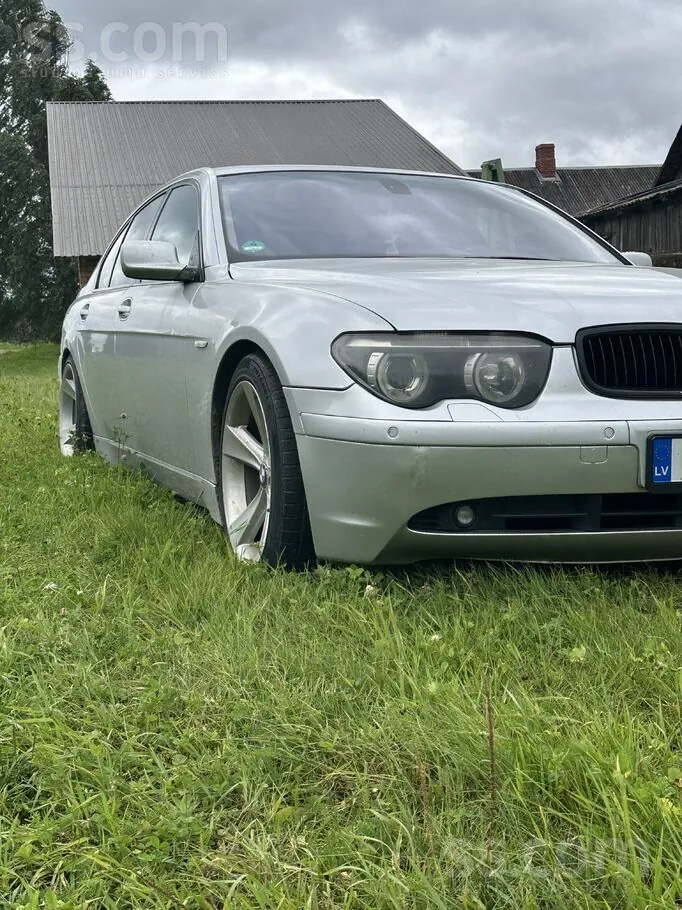 BMW 730 2003 photo 2