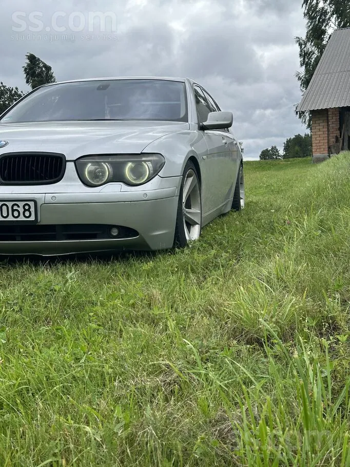 BMW 730 2003 photo 3