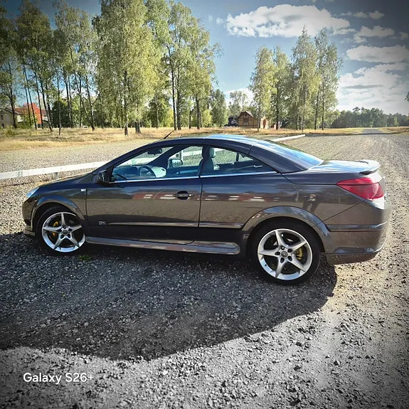 Opel Astra 2009 photo 3