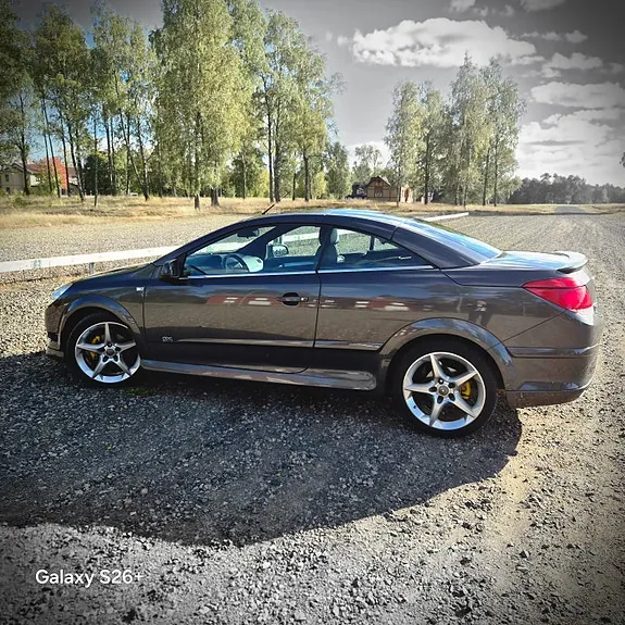 Opel Astra 2009 photo 4