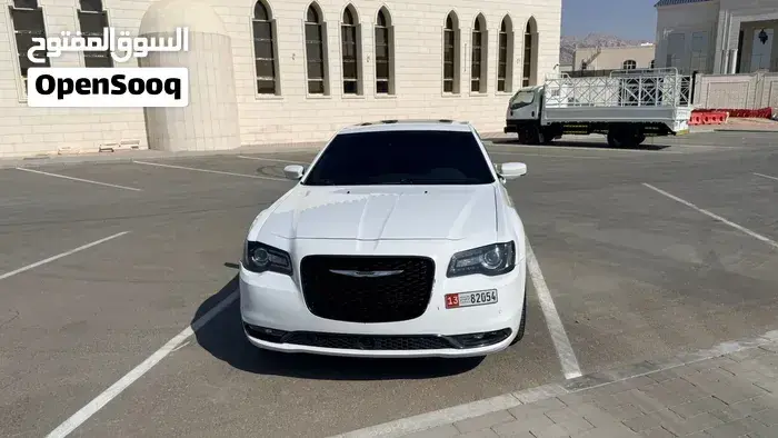 Chrysler 300 2023 photo 5
