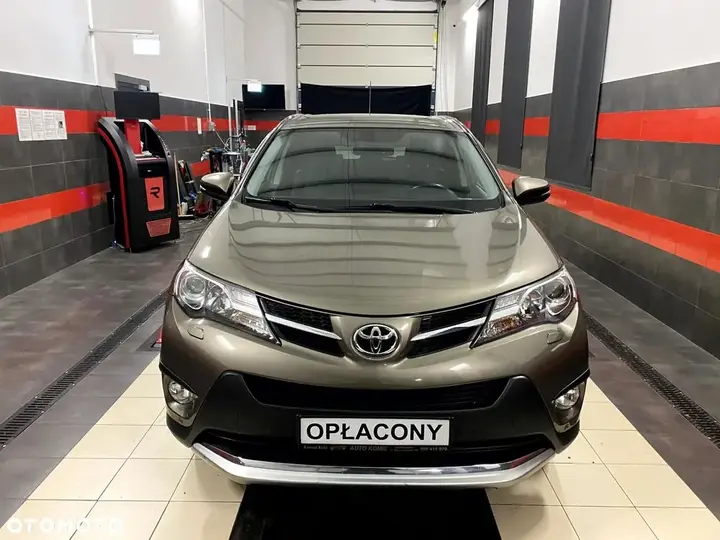 Toyota Rav4 2015 photo 3