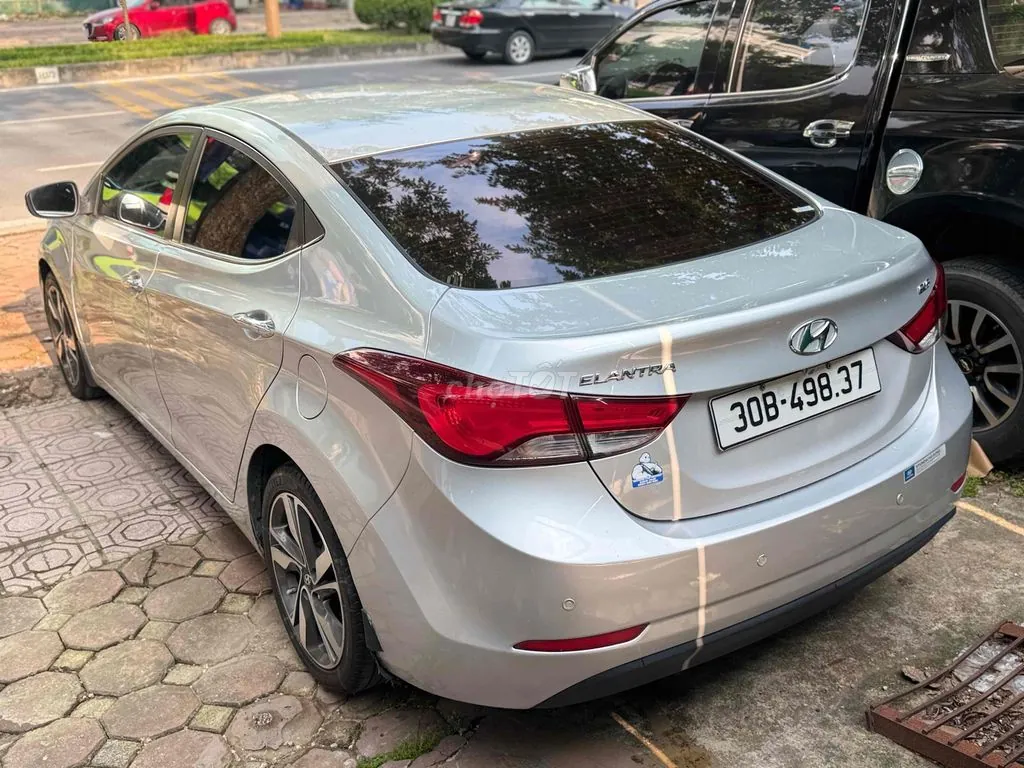 Hyundai Elantra 2014 photo 3