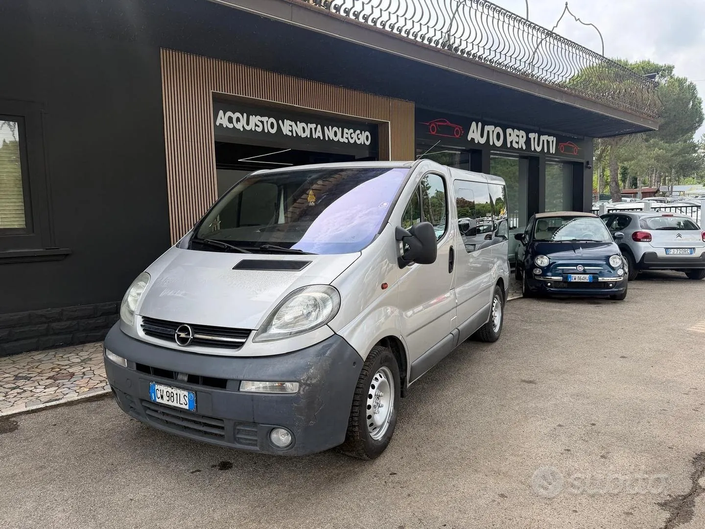 Opel Vivaro 2005 photo 2