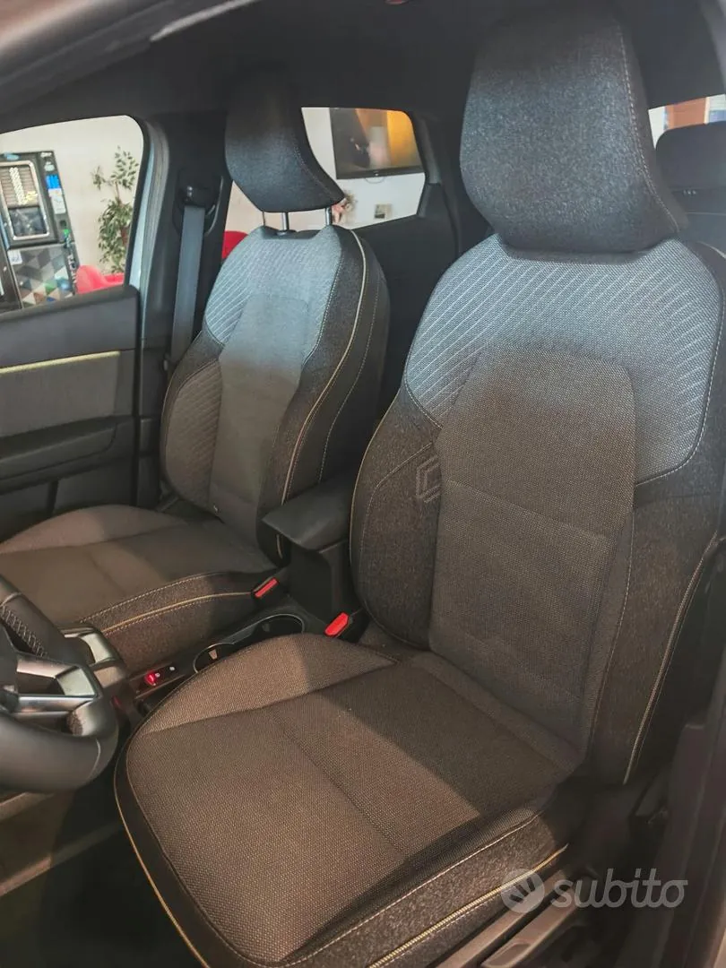 Renault Captur 2025 photo 5