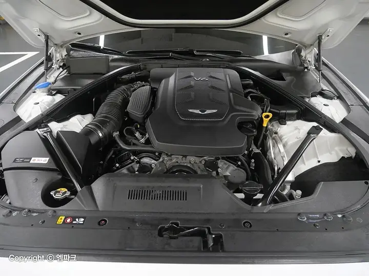 Genesis G80 2019 photo 5