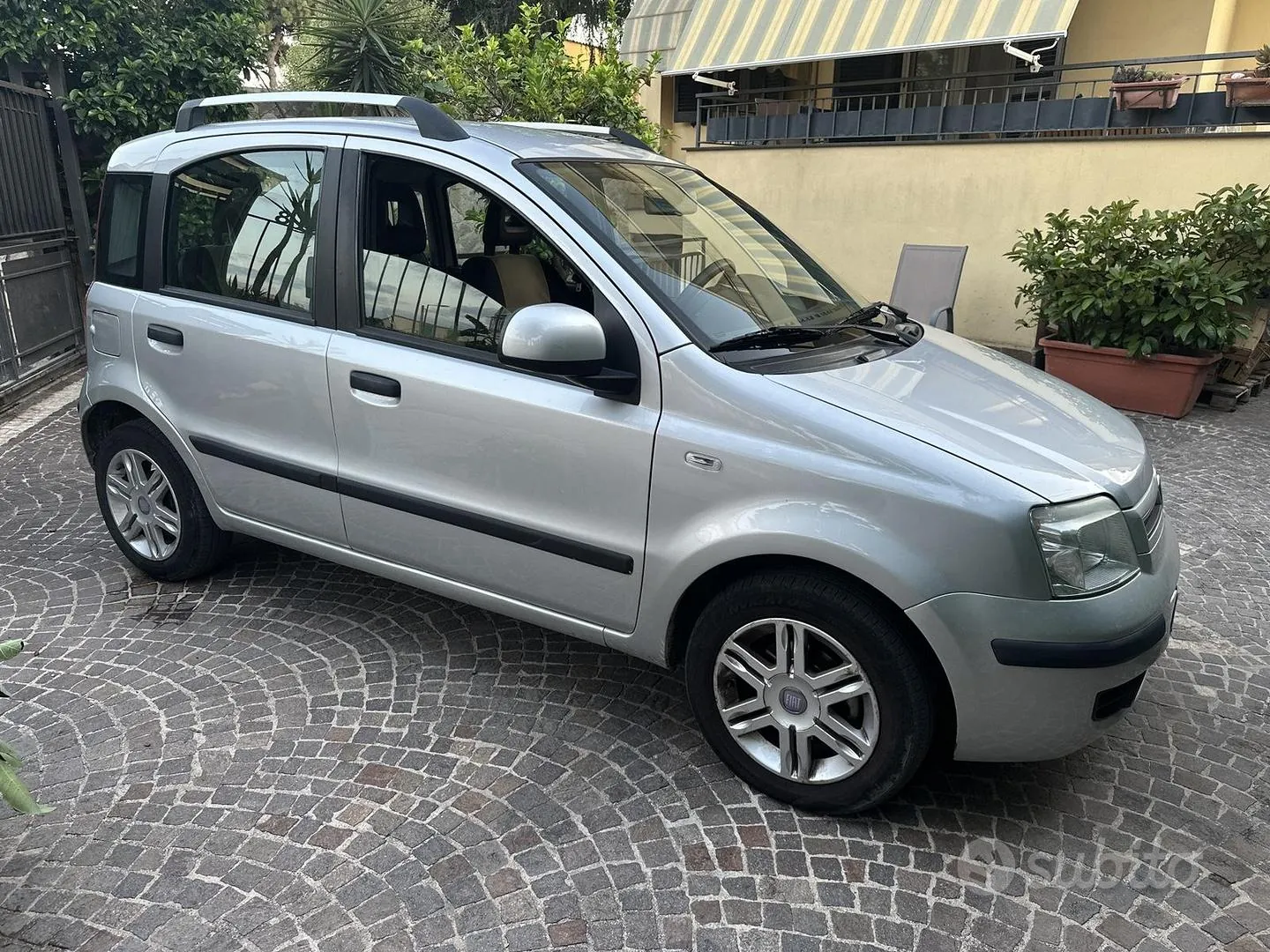 Fiat Panda 2010 photo 2