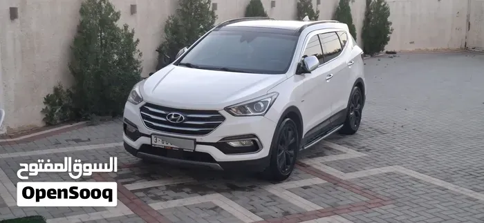 Hyundai Santa Fe 2017 photo 2