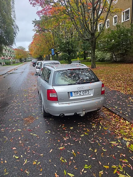 Audi A4 2003 photo 2