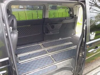 Mercedes-Benz Viano 2012 photo 2