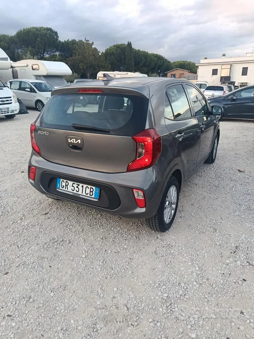 Kia Picanto 2024 photo 3
