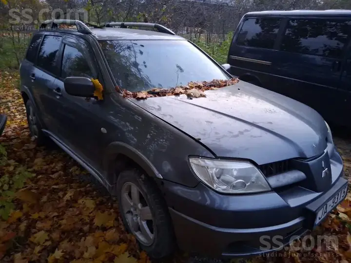 Mitsubishi Outlander
