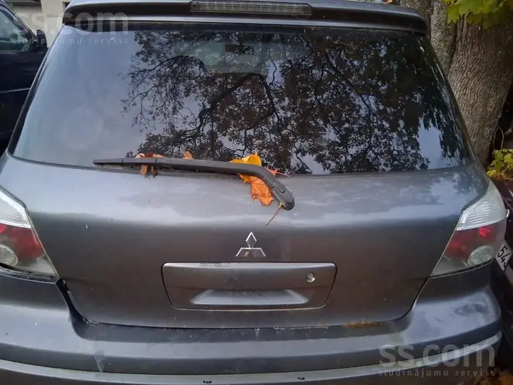 Mitsubishi Outlander 2006 photo 2