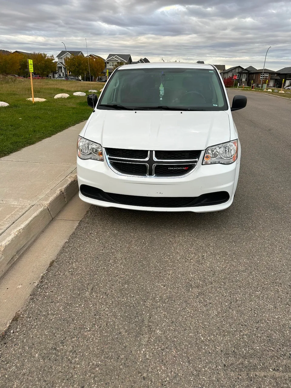 Dodge Grand Caravan 2016 photo 3