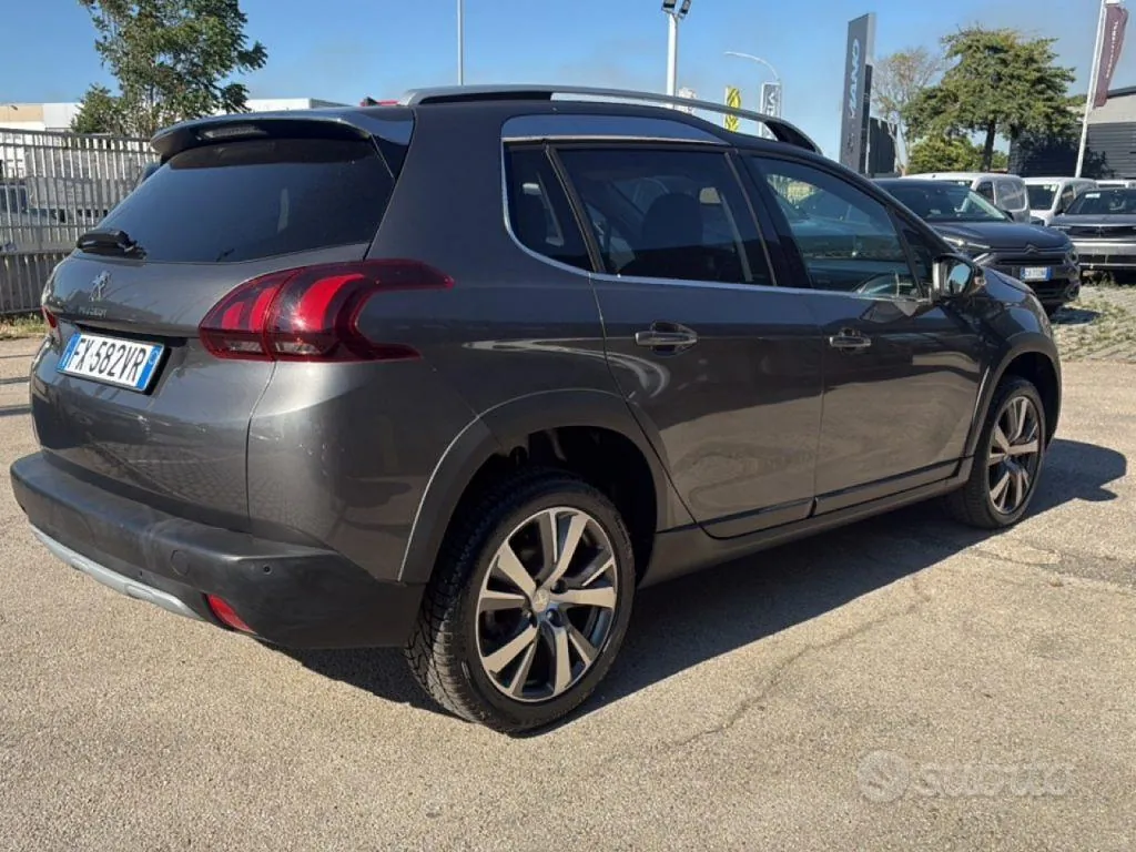 Peugeot 2008 2019 photo 5