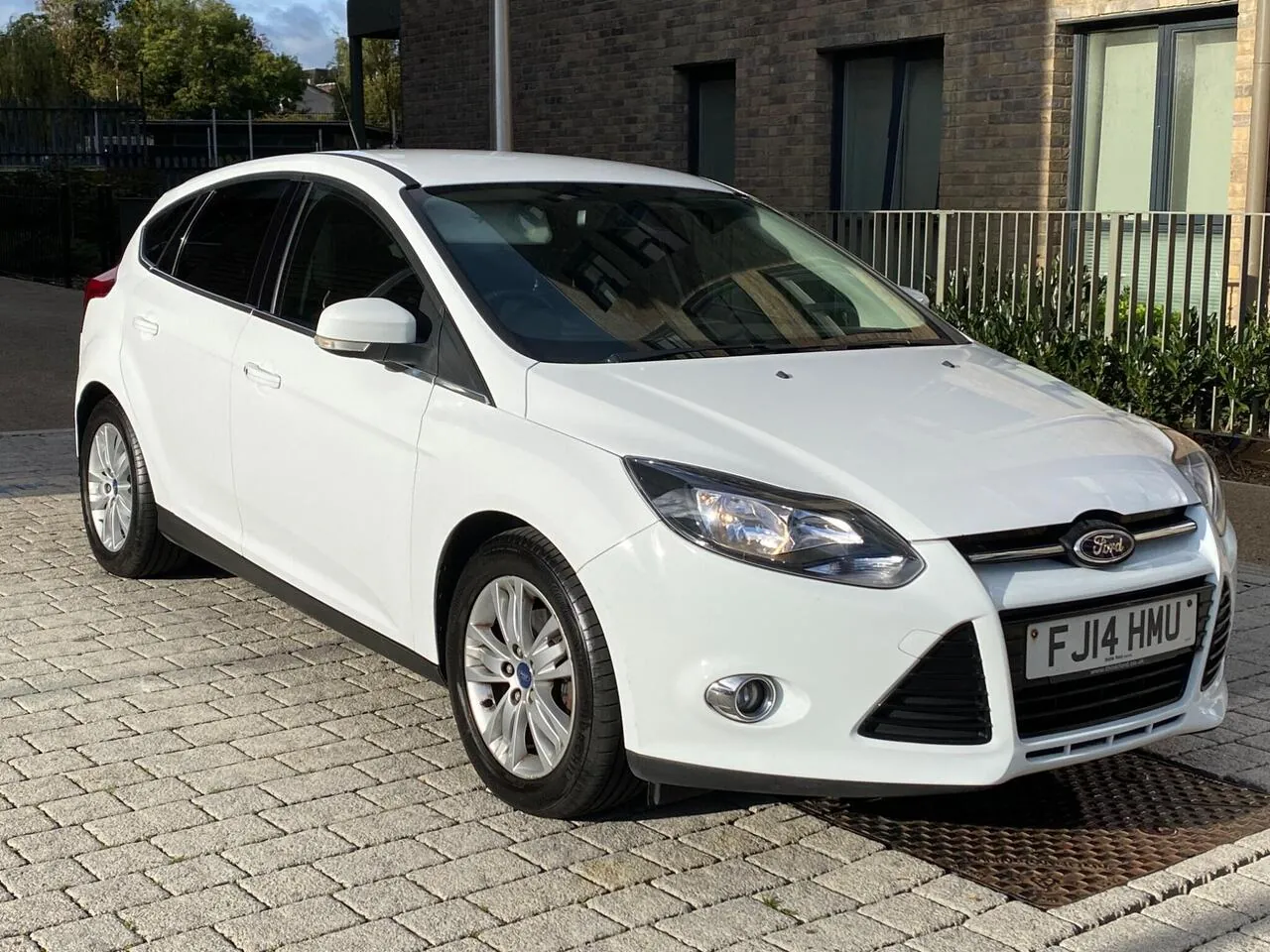 Ford Focus 2014 photo 2