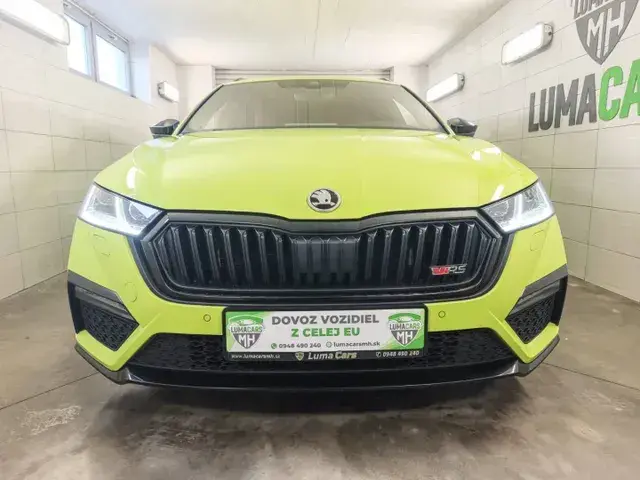 Skoda Octavia Combi 2023 photo 3