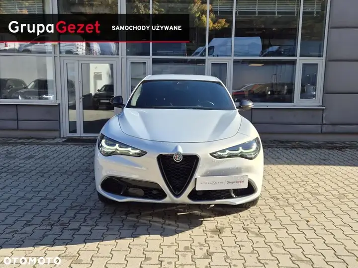 Alfa Romeo Stelvio 2023 photo 3