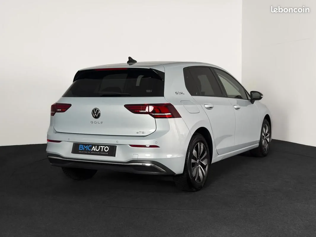 Volkswagen Golf 2024 photo 4