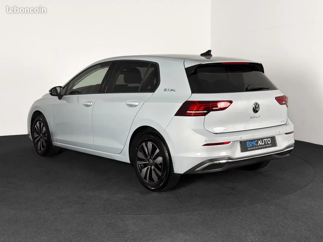 Volkswagen Golf 2024 photo 5