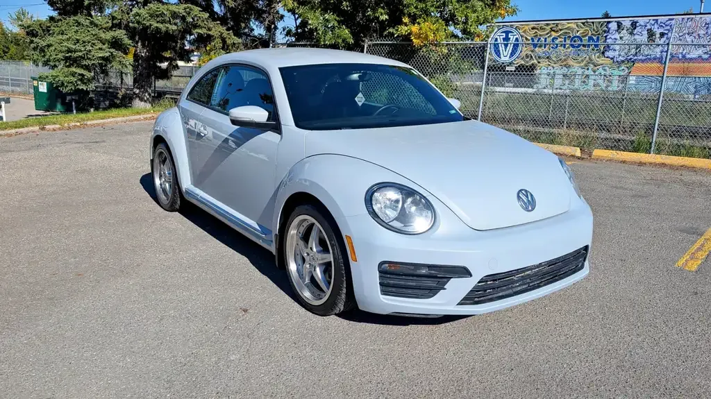 Volkswagen Beetle 2018 photo 3