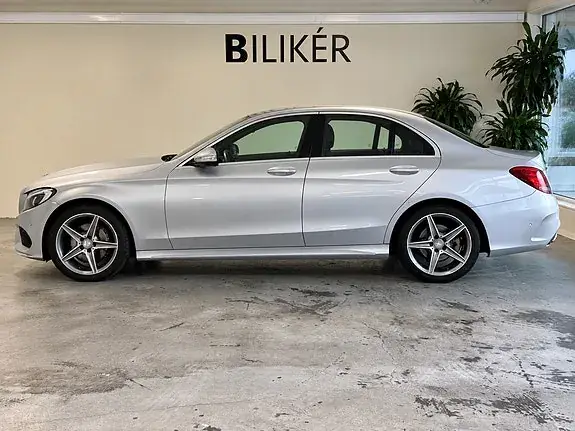 Mercedes-Benz C180 2015 photo 4