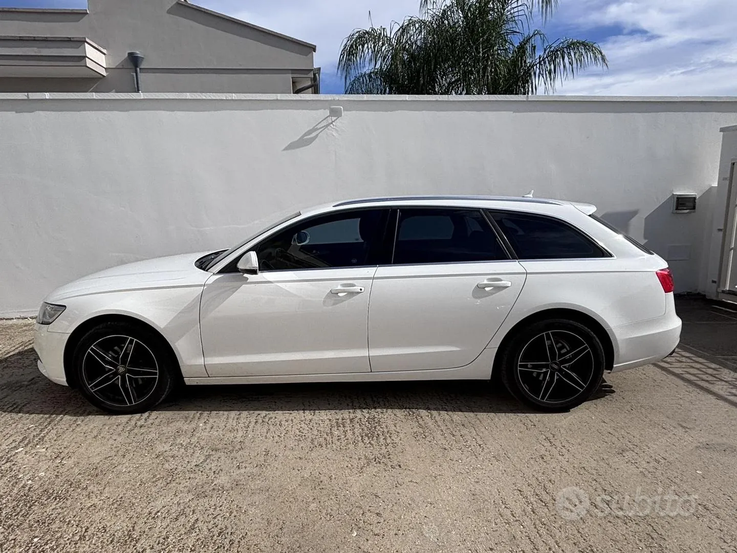 Audi A6 2014 photo 4